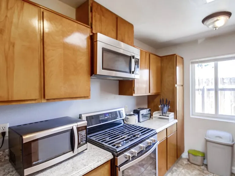 Cook with ease in a fully stocked kitchen, ready for any meal.