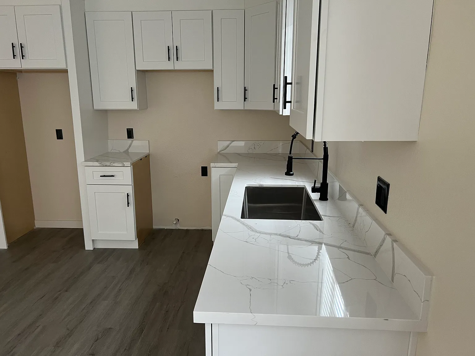 2 bed, $2,600 — Photo 3