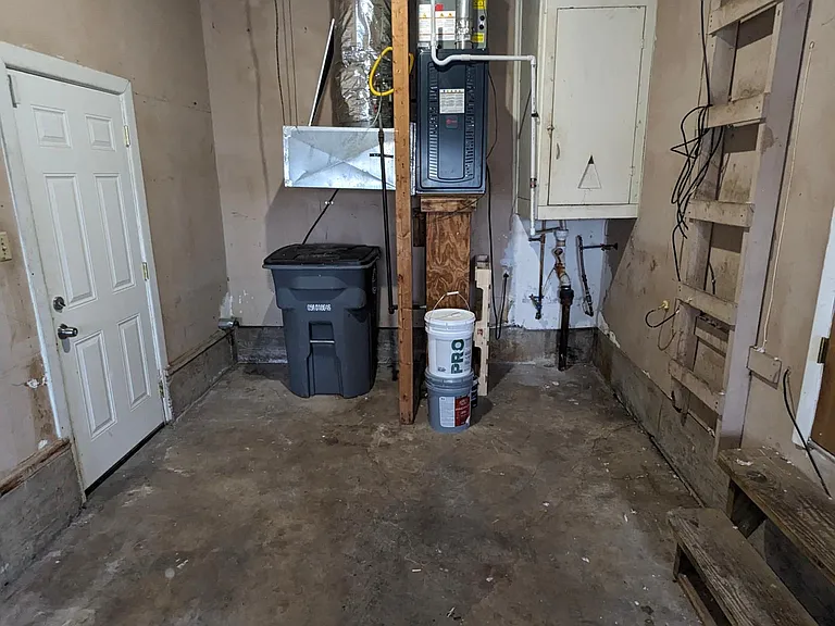 2407 NW Lindy Ave — Photo 10