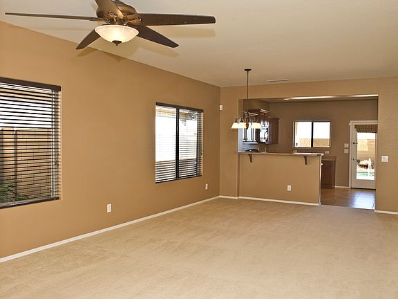 Living Room/Dining area
