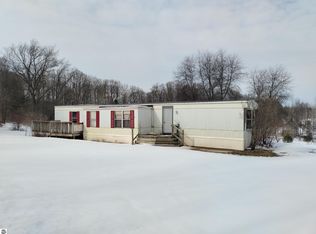 531 E Wexford Ave, Buckley, MI 49620