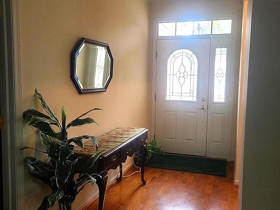 3rd image of 1666 Wisteria Way