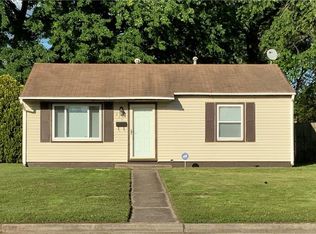 7418 Orcutt Ave, Newport News, VA 23605