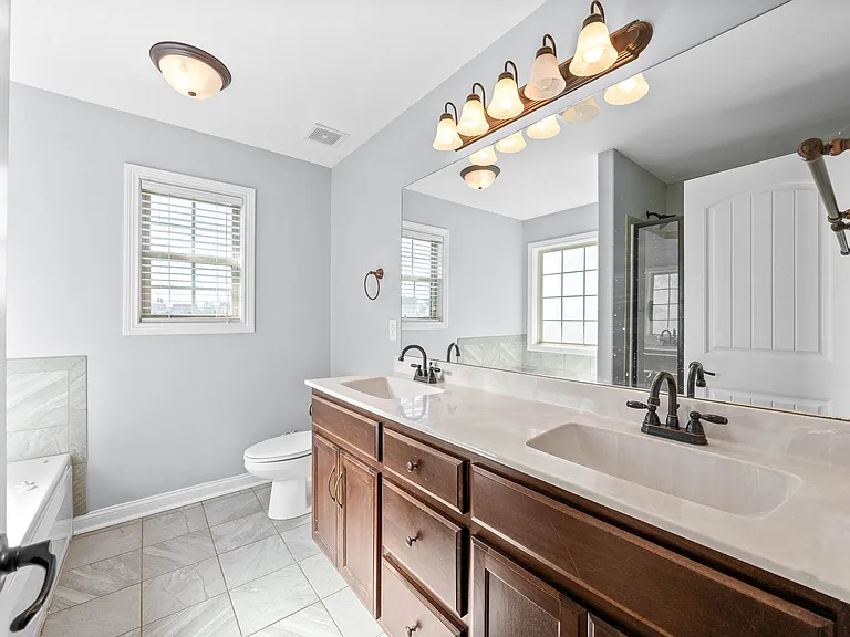 1320 Canyon Pl — Photo 20
