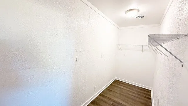 7535 E 35th St — Photo 15