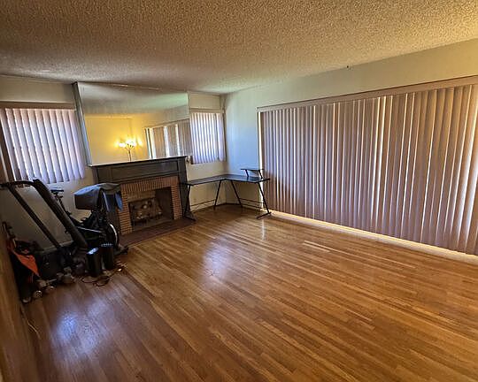 5th image of 3965 Palm Ave