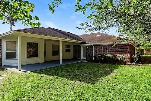 11820 Lake Fern Dr Photo 1