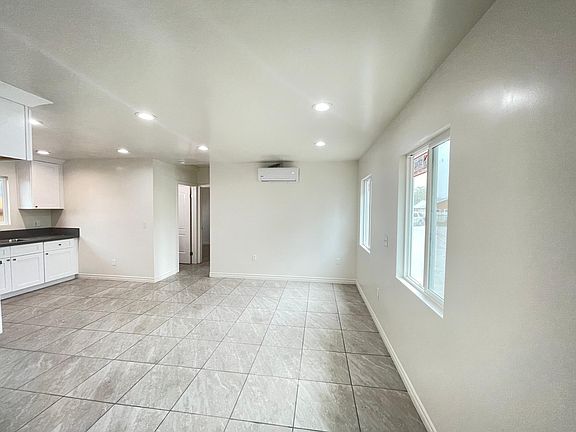 4th image of 15502 E Mulvane St