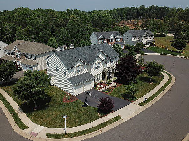 1st image of 1 Vaughn Ct