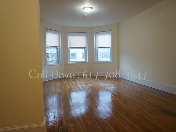 3rd image of 11 Englewood Ave #775