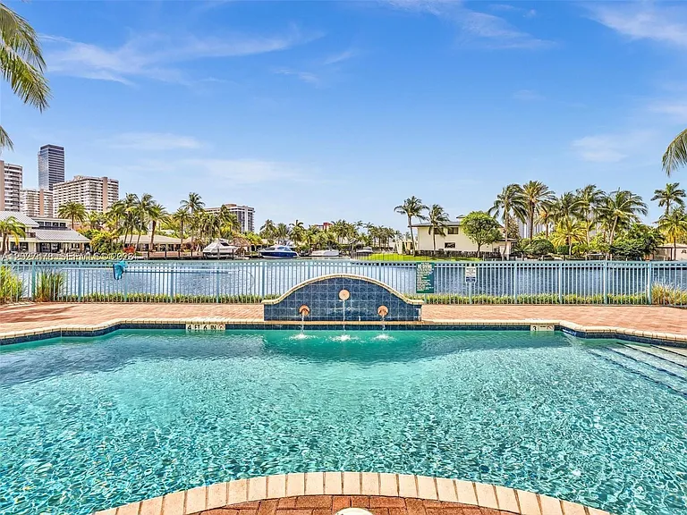 201 S Golden Isles Dr #306 — Photo 45