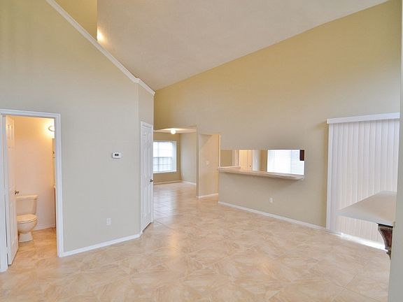 4th image of 1120 Sugarberry Trl