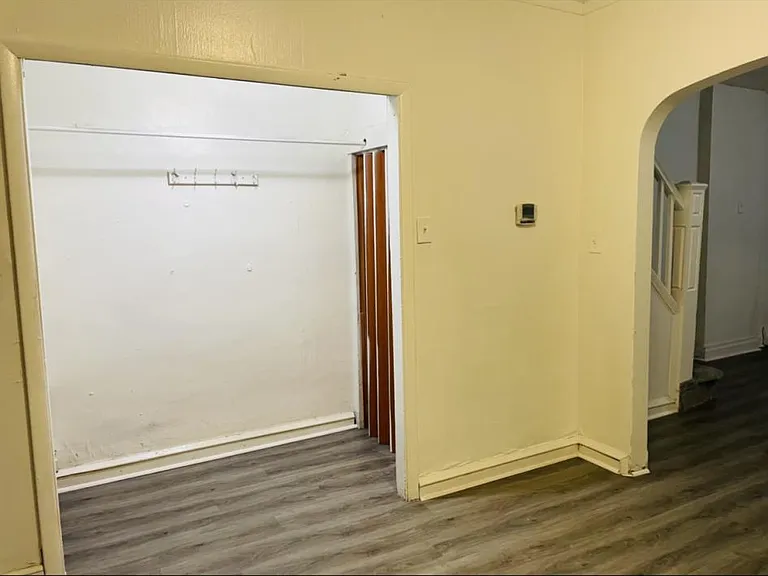 6533 Regent St — Photo 6