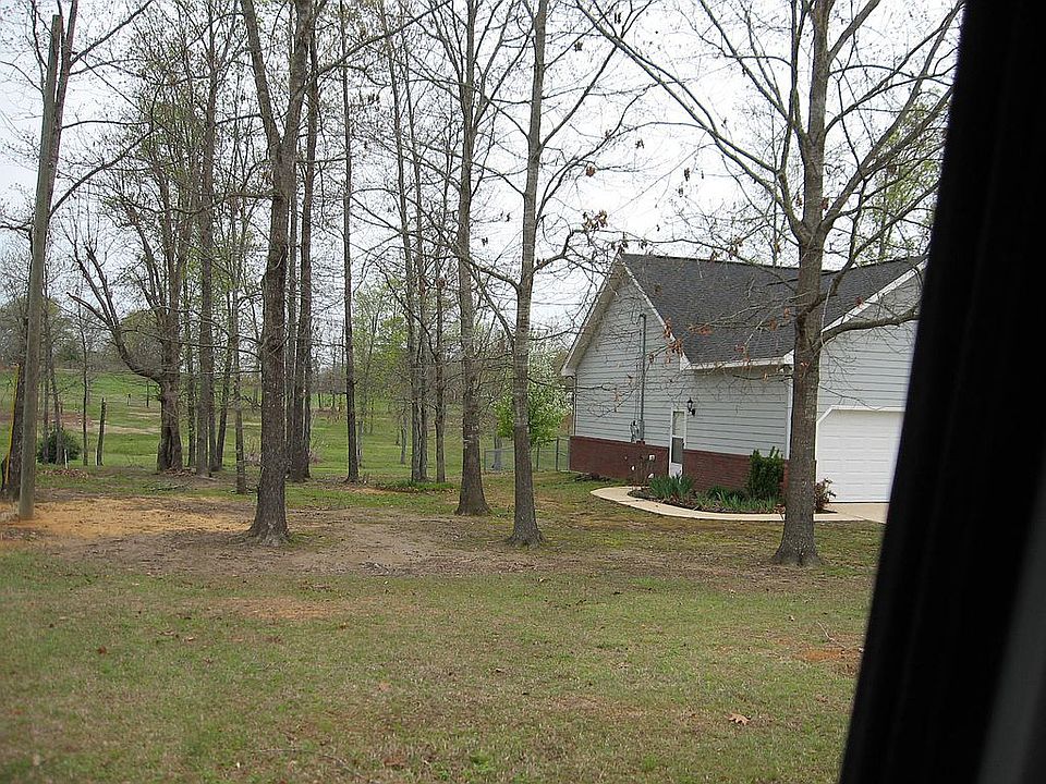 2nd image of 98 Westwind Dr