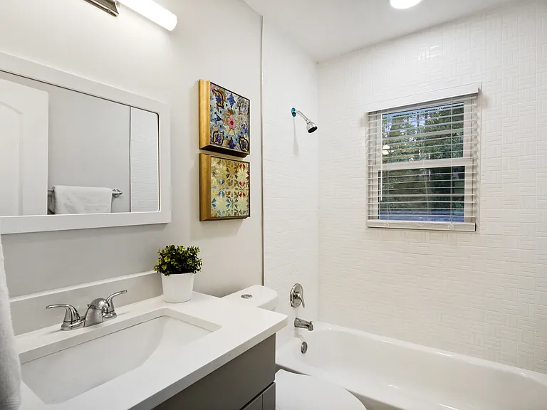 607 Densley Dr — Photo 9