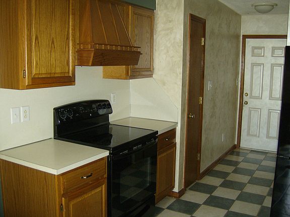 5th image of 7321 Veranda Dr