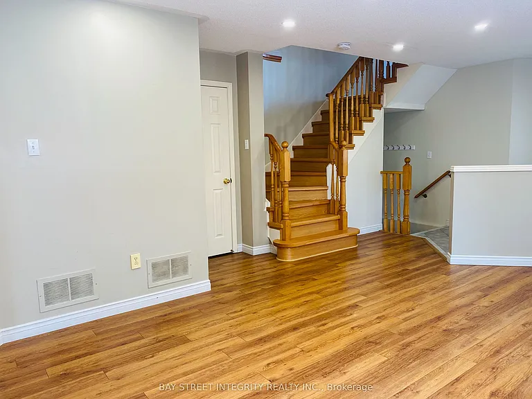 2087 Golden Orchard Trl — Photo 2