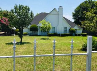 1120 N Cedar Hill Rd, Cedar Hill, TX 75104