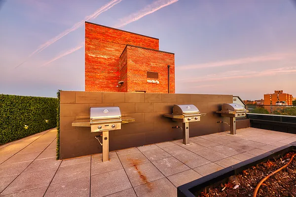 Rented by Sky View Parc Sales LLC | media 16