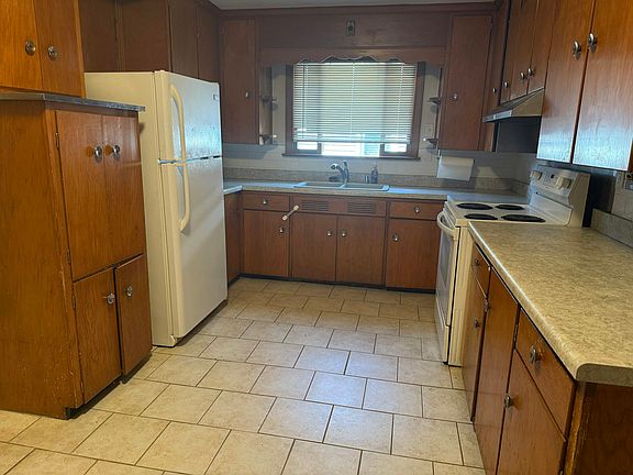 4th image of 101 N Berrien St APT 1
