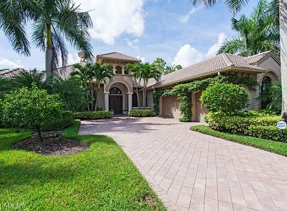 3rd image of 7527 Treeline Dr