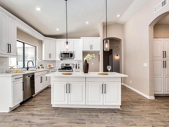 5th image of 11109 W Primrose Ln