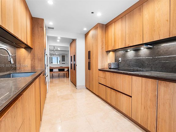 4th image of 1581 Brickell Ave APT 2302