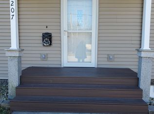 207 Hickory Ave, Crown Point, IN 46307
