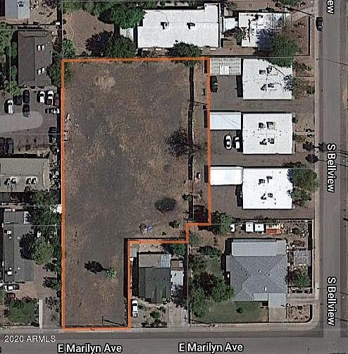 2nd image of 706 E Marilyn Ave