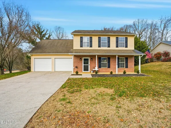 702 Fox Landing Ln, Knoxville, TN 37922