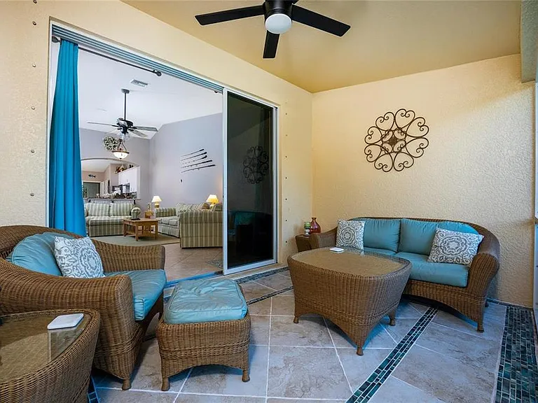 319 Monaco Dr #8 — Photo 37