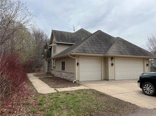 8539 13th St, Colfax, WI 54730