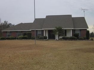 29 E Kelly Rd, Seminary, MS 39479