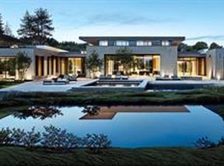 210 Uplands Dr, Hillsborough, CA 94010