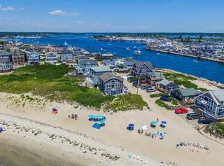 26 Beach Row, Narragansett, RI 02879