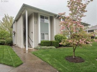 4824 W Powell Blvd UNIT 205, Gresham, OR 97030