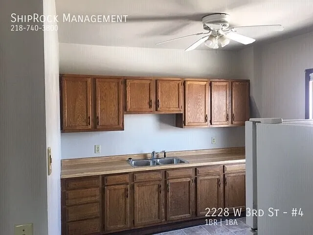 2228 W 3rd St #4 — Photo 6