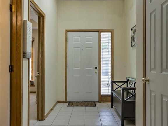 3rd image of 4904 N 134th St