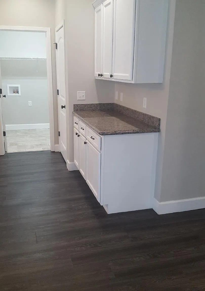 3 bed, 1742 sqft, $2,300 — Photo 4