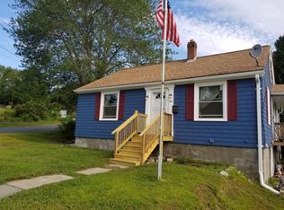 40 Brandon Rd, Dudley, MA 01571