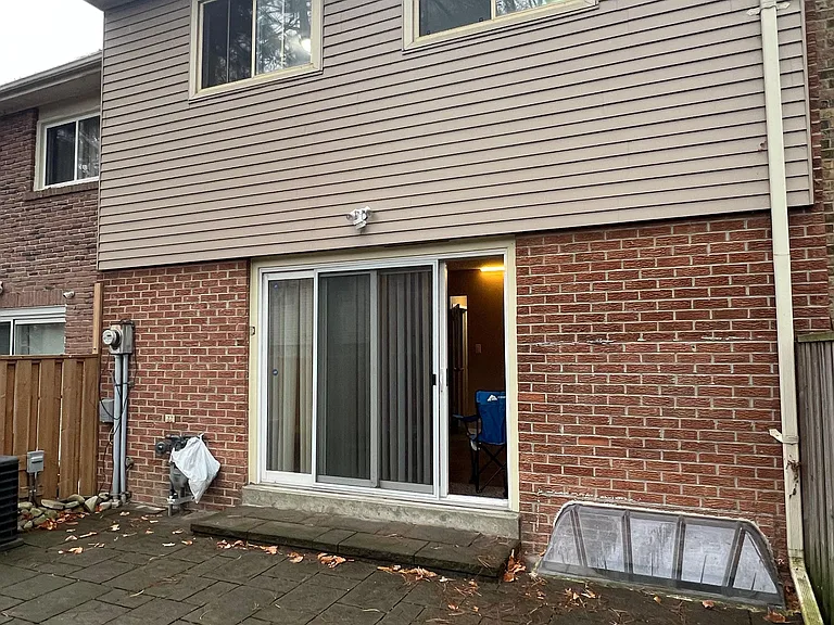 2051 Bridletowne Cir #12 — Photo 6