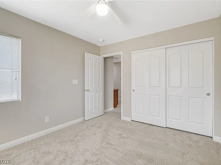1129 Autumn Bay Ct — Photo 32