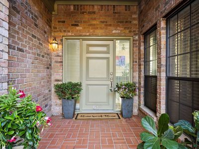 614 Crowley Rd, Arlington, TX, 76012