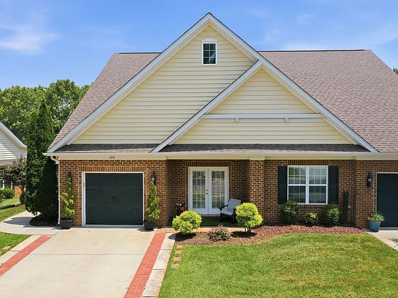 3rd image of 105 Bobwhite Way