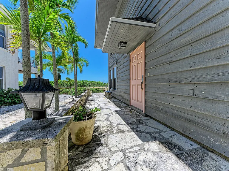 102 Palmetto Ave — Photo 48