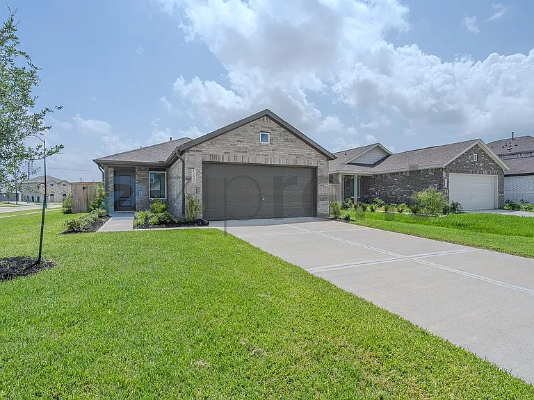 16850 Spotted Oak Dr — Photo 3