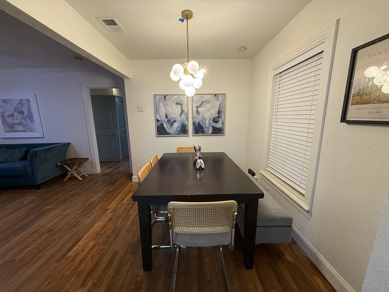 2 bed, 850 sqft, $1,300 — Photo 4