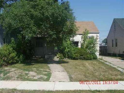 1st image of 21850 Beechwood Ave