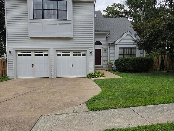3rd image of 6127 Glen Oaks Ct