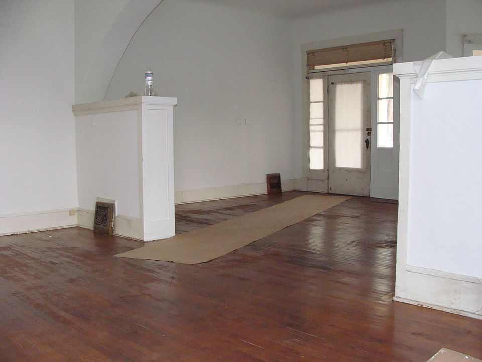 view towards Front Door